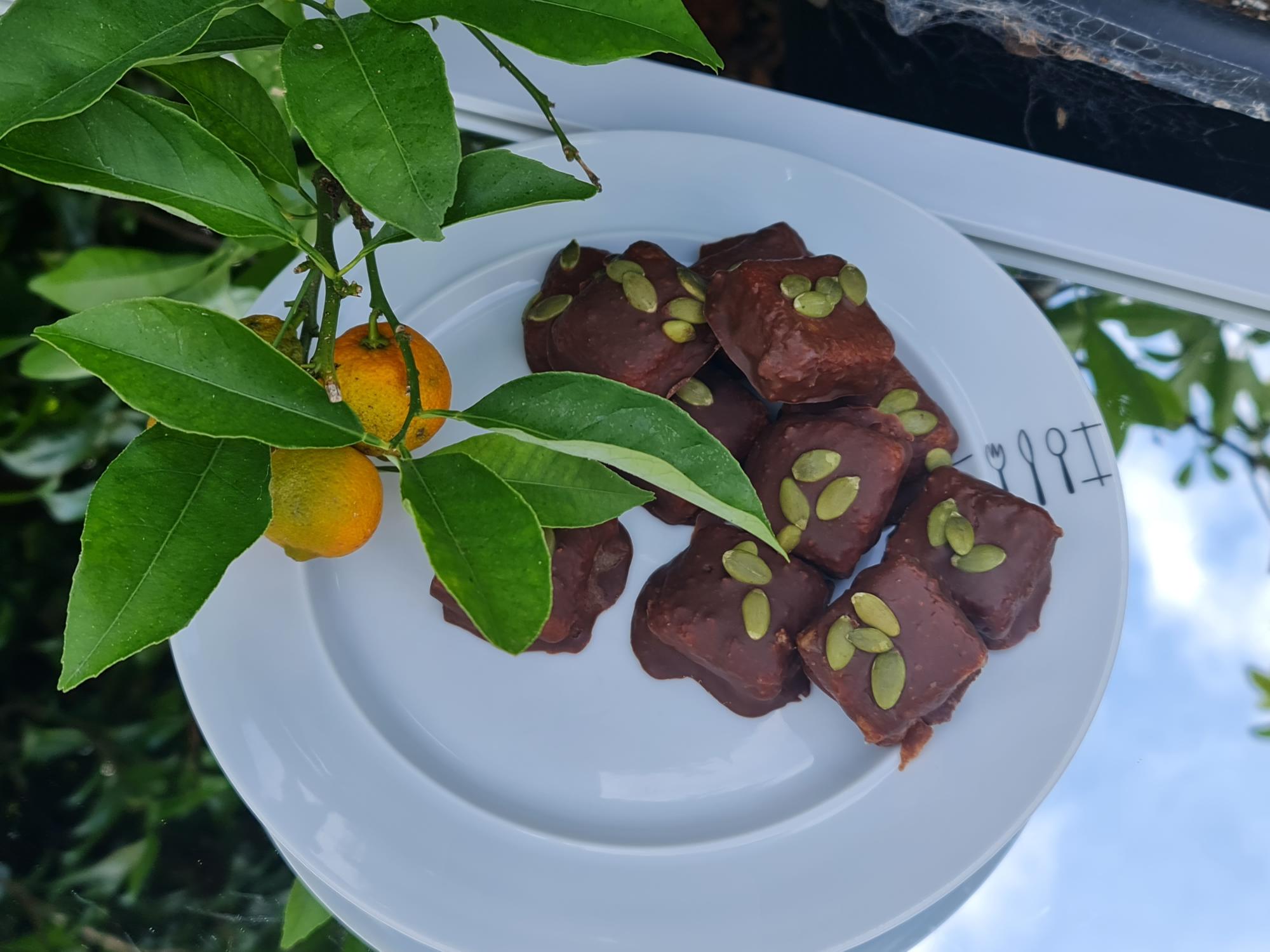 Hazelnut-chocolate-bites